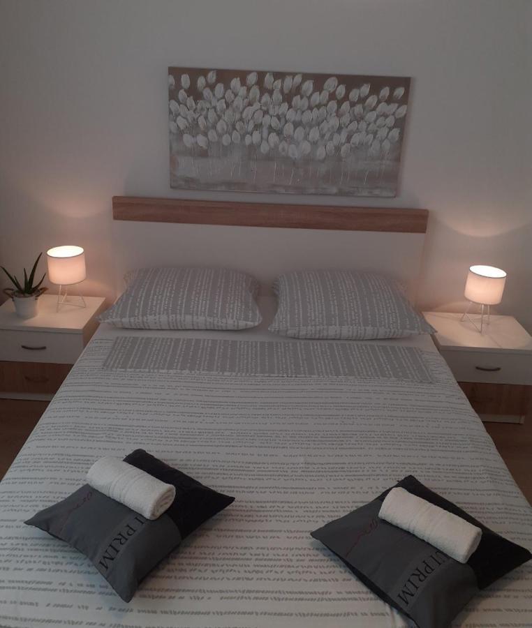 Apartment & Rooms Riva Vodice Luaran gambar