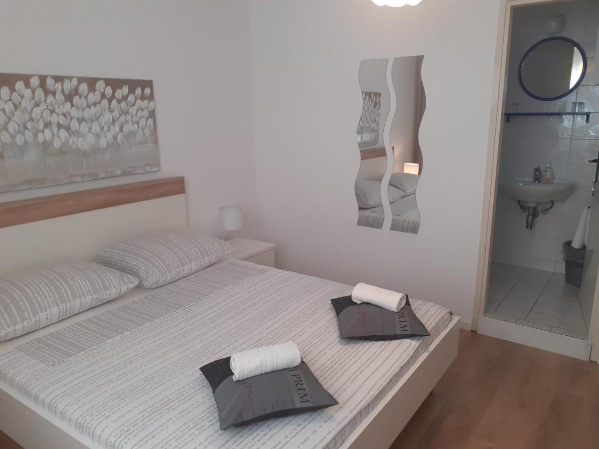 Apartment & Rooms Riva Vodice Luaran gambar